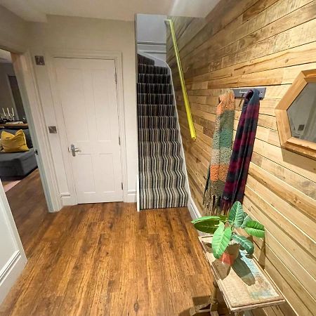 Stunning Brighton Seaside 2-Bedroom Townhouse With Patio, Sleeps 6 Esterno foto